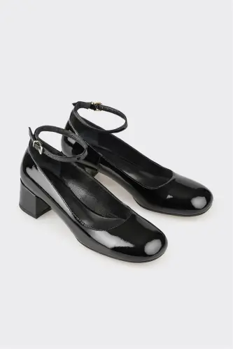 Qora teri ayollik poshnali poyabzal - ELLE SHOES (1)