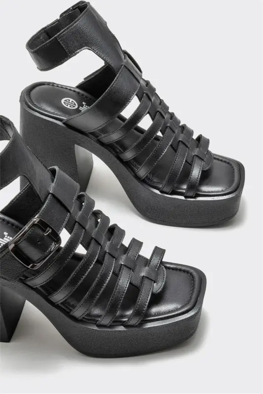 Qora teri ayollik poshnali sandal - 3