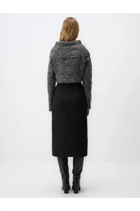 Qora yirtmaçli tor kesimli baland belli midi yubka - 6