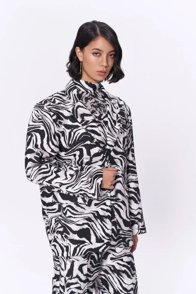Qora Zebra Naqshli Oversize Blazer Ko'ylagi - 4