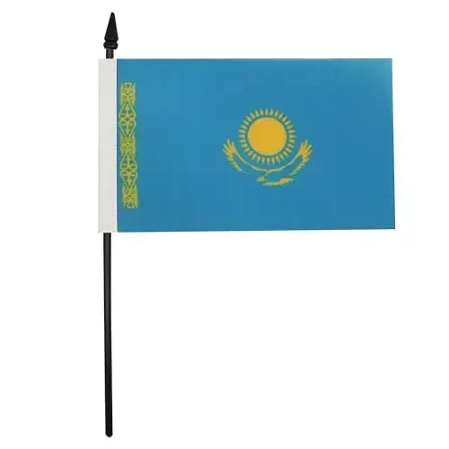Qozog'iston Stolda Bayrog'i 4'' x 6'' - Qozog'iston Stolda Bayrog'i 15 x 10 sm - Qora Plastik tayoq va taglik - AZ FLAG - AZ FLAG (1)