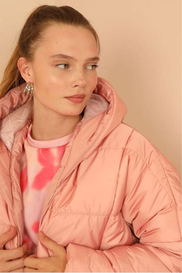 Quilted Fabric Zippered Collar Short Oversized/Loose Women's Jacket - Rose Quartz - 2