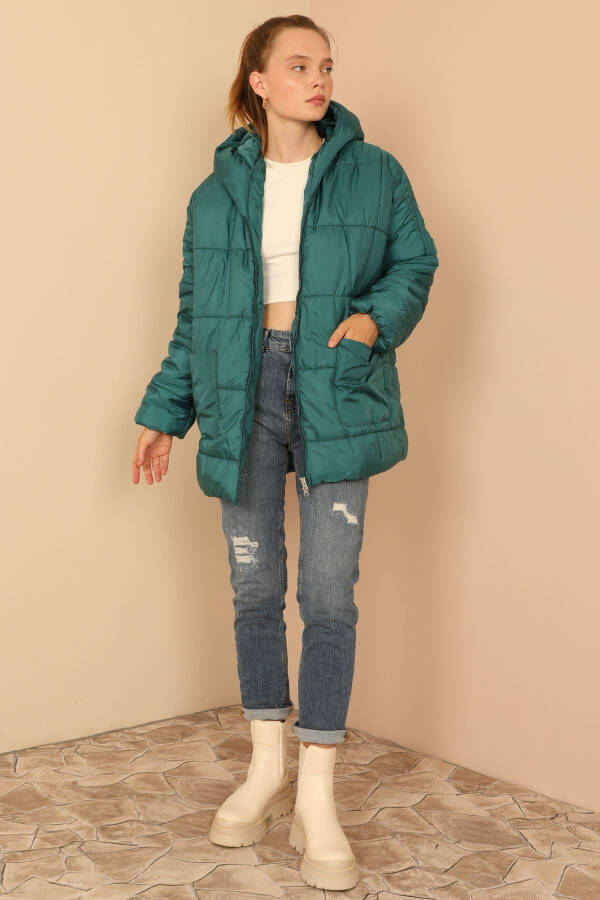 Quilted Fabric Zippered Collar Short Oversize/Relaxed Women's Jacket - Emerald Green - 24