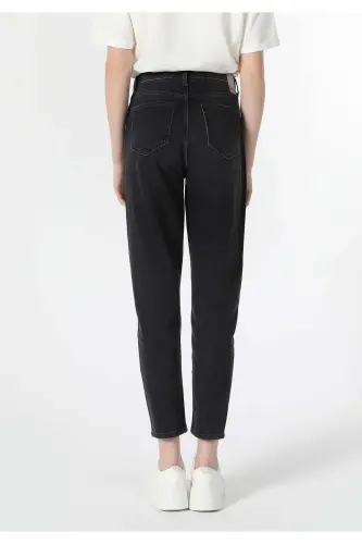 Mom Fit Yüksek Bel Daralan Paça Kadın Denim Jean Pantolon - LINER WASH - 3