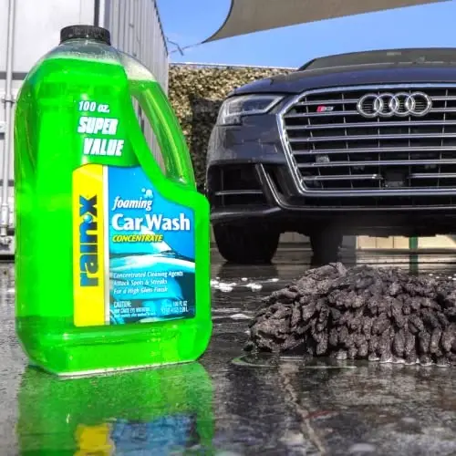Rain-X 5072084 Foaming Car Wash - 100 fl oz. Yuqori ko'pikli, konsentrlangan formula kuchli tozalash uchun, kir, axloqsizlik va qoldiqlarni xavfsiz tarzda ko'tarib, ajoyib tozalikni ta'minlaydi - RAIN-X (1)