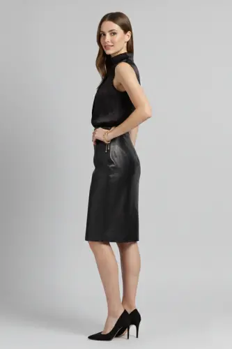 Real leather skirt, black women's pencil lining, back zip slit. - 3