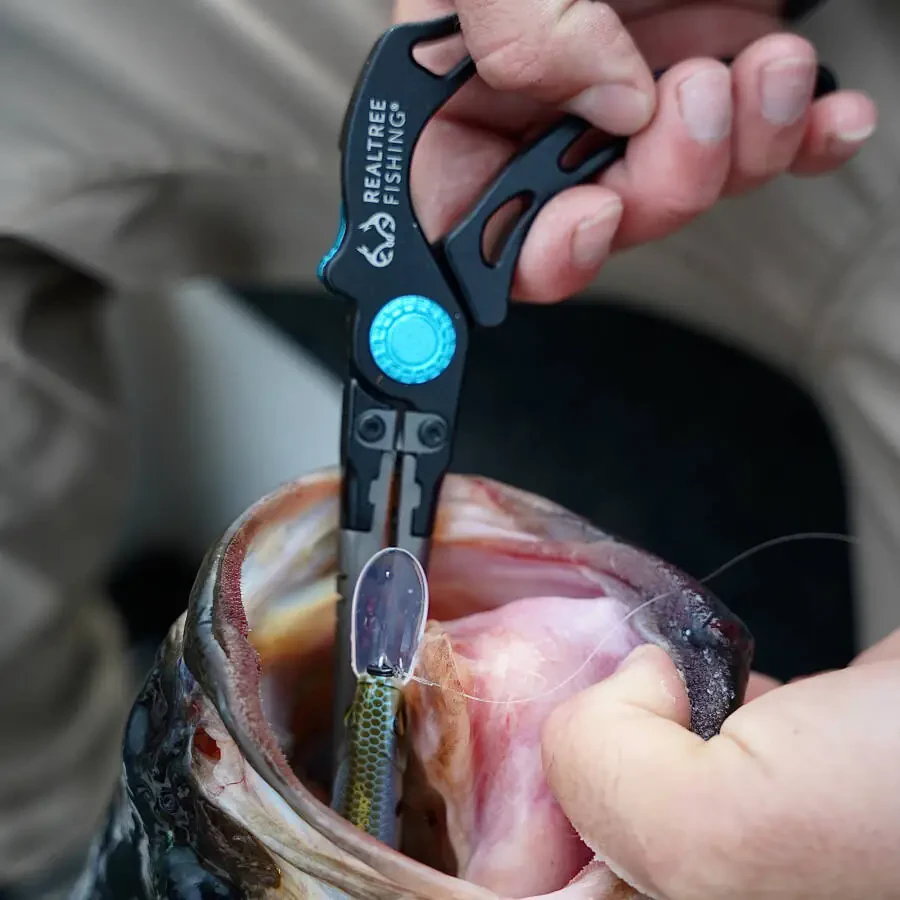 Realtree Fishing 8 dyuymli Pistol Grip pense titan bilan qoplangan zanglamaydigan po'latdan yasalgan jag'lar va volfram karbidli kesgich bilan - 3