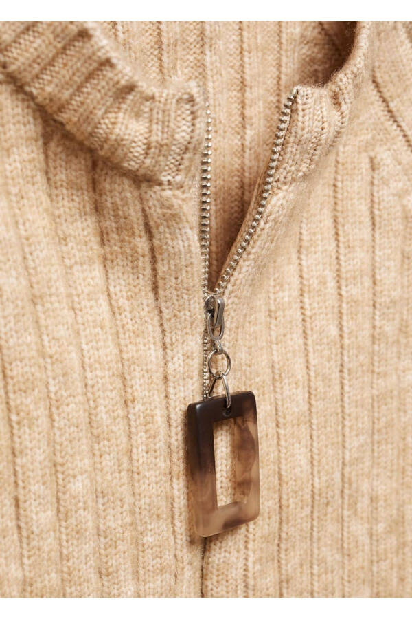 Ребристый свитшот с молнией и капюшоном - 5