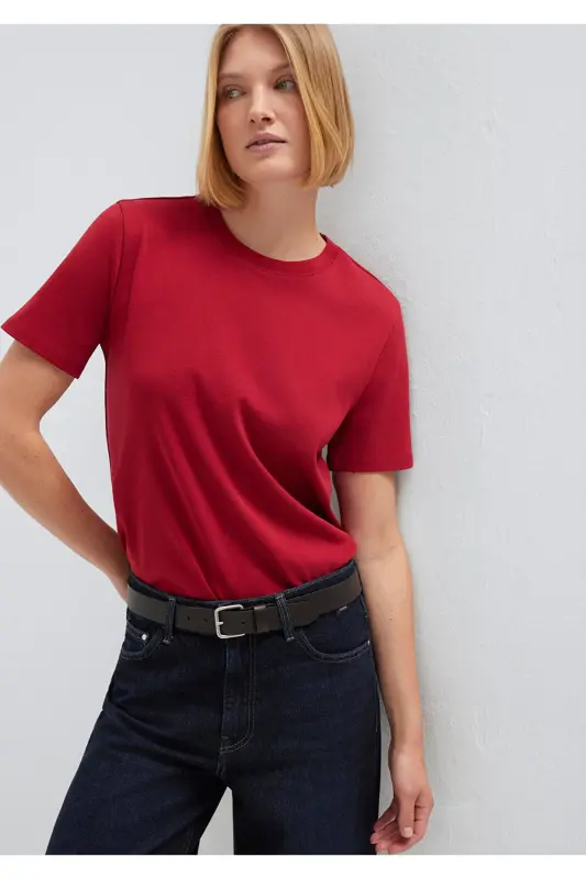 Red Basic T-Shirt Semi Slim Fit 1612916-70391 - Red - 2