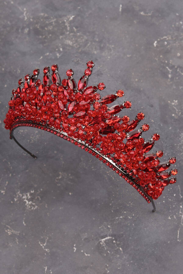 Red Bridal Henna Wedding Crown with Crystal Stone and Bead Decoration - 1