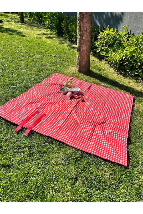 Red Checkered Picnic Blanket and Tablecloth - 3