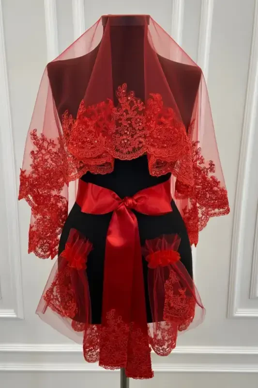 Red Delicate Pattern Sparkling Guipure Bridal Veil Set-Red - 5