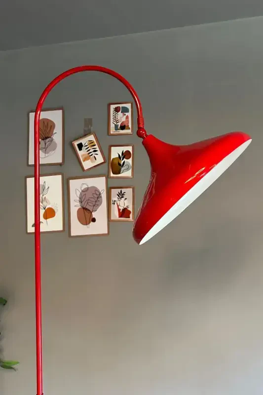 Red Floor Lamp Adjustable Head Modern Decorative Metal Living Room Study Room-Red - BAMYUM