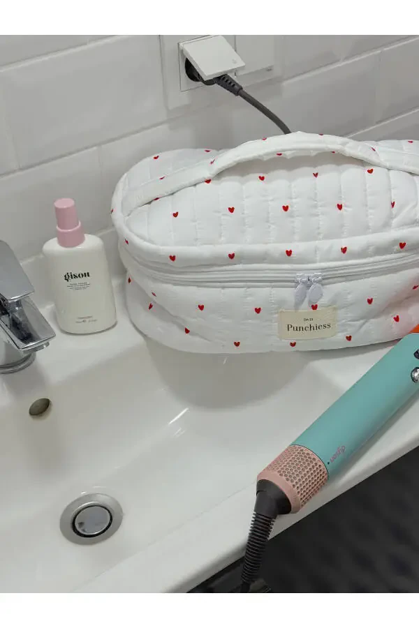 Red Heart Travel Bag Airwrap Compatible - 12