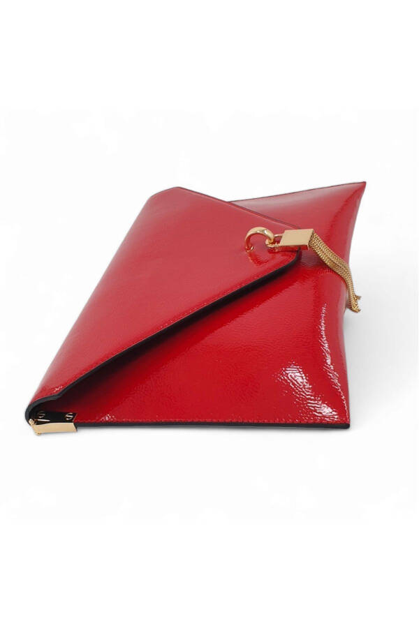 Red Patent Chain Strap Women's Portfolio & Clutch Bag - 13