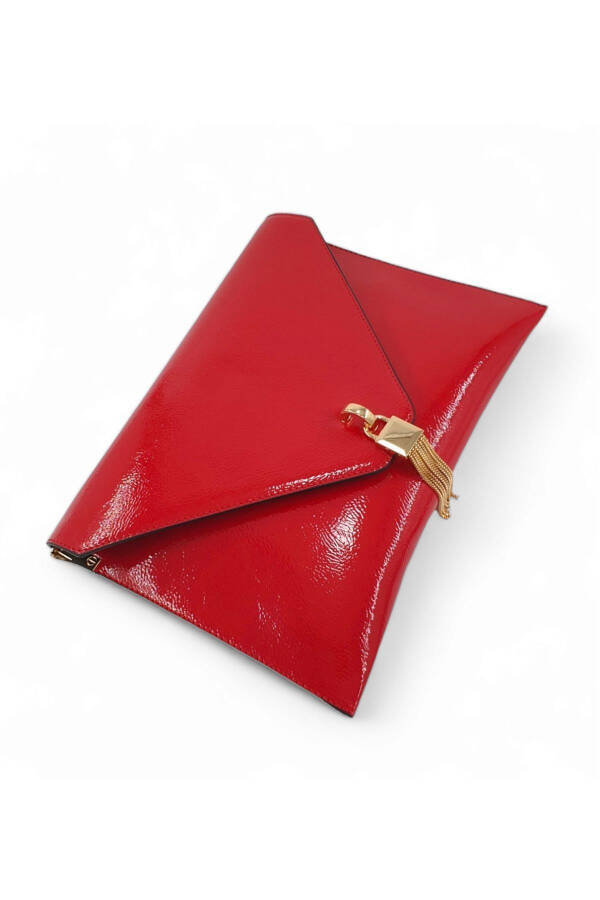 Red Patent Chain Strap Women's Portfolio & Clutch Bag - 15