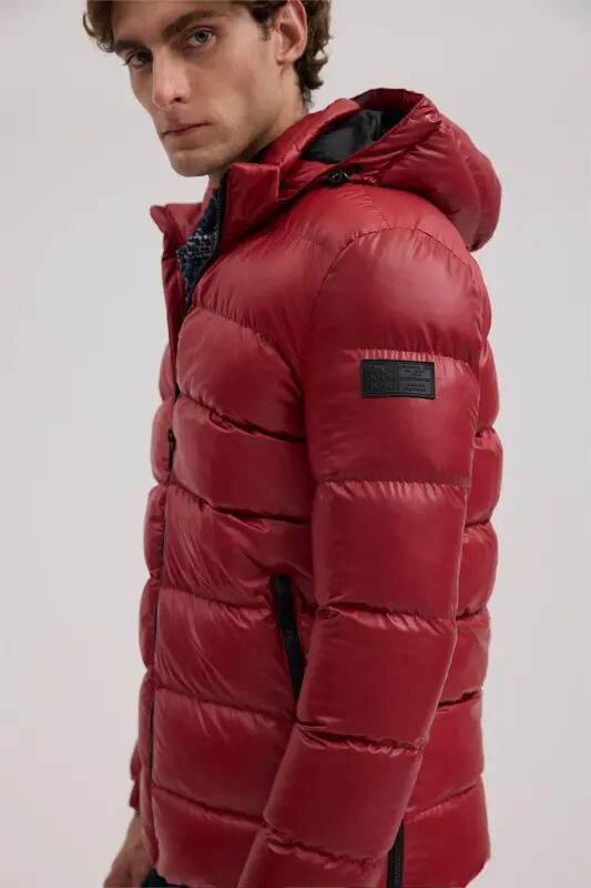 Red Regular Fit Hooded Padded Winter Coat - 3