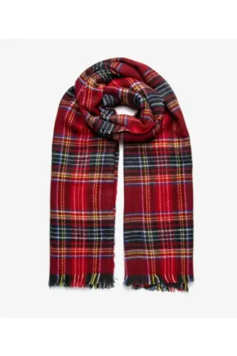Red Scottish Scarf - Red - MAKRO OPTIK (1)