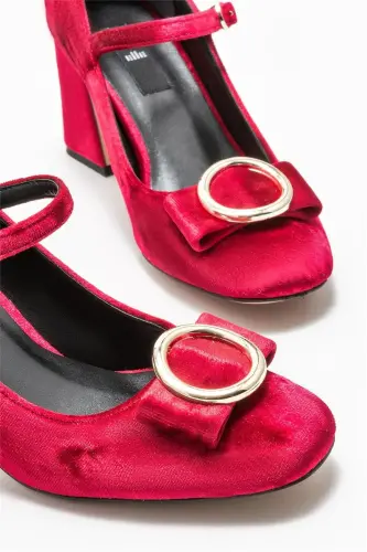 Red Women's High Heels - 3