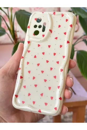 Redmi Note 10 Pro Kılıf Kamera Korumalı Dalga Kenarlı Kırmızı Kalp Desenli Silikon Kapak-Cici Kırmızı - 5