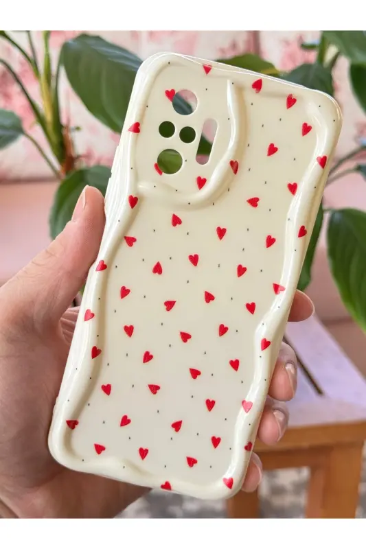 Redmi Note 10 Pro Kılıf Kamera Korumalı Dalga Kenarlı Kırmızı Kalp Desenli Silikon Kapak-Cici Kırmızı - 2
