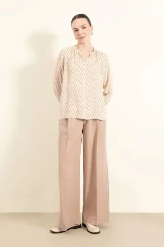 Regular Fit Apaş Yaka Simli Kumaş Uzun Kollu Bluz-Açık Camel - DEFACTO (1)