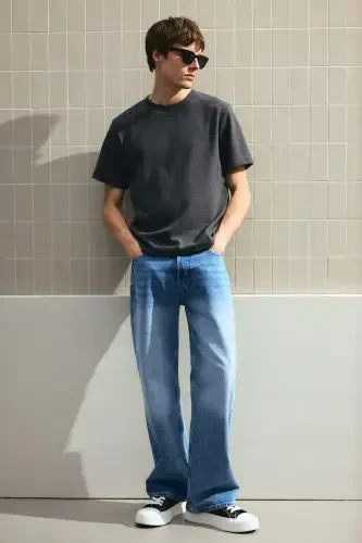 Regular Fit Asal Teksturali Futbolka - To'q kulrang - 4