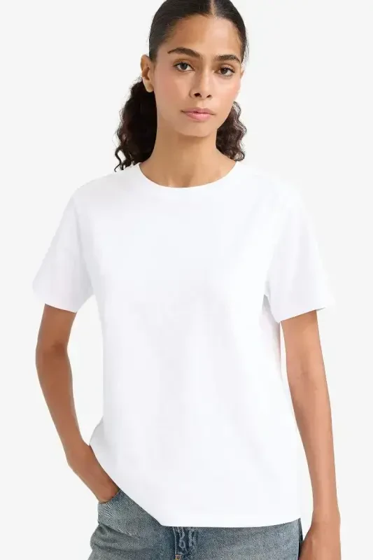 Regular Fit Bisiklet Yaka Basic Düz Premium Kısa Kollu Tişört-Beyaz - DEFACTO