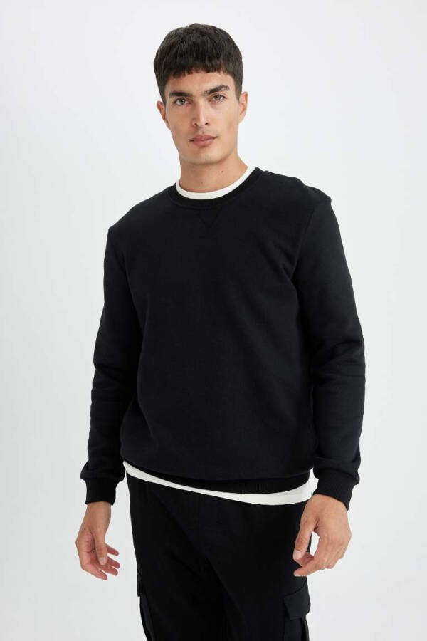 Regular Fit Bisiklet Yaka Basic Pamuklu Sweatshirt Siyah - 1