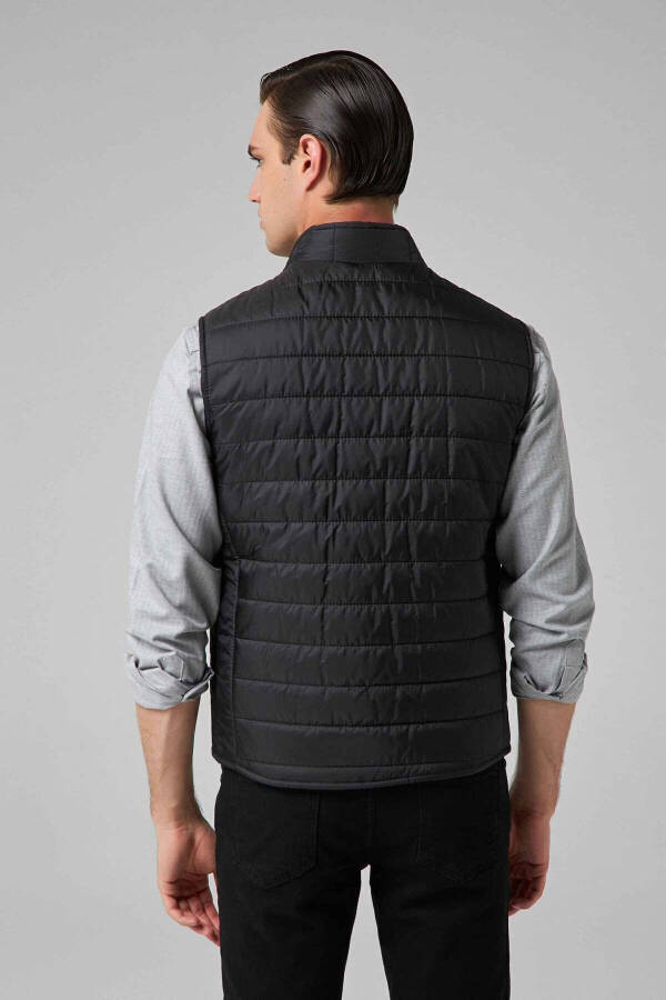 Regular Fit Black Stand Collar Fiber Filled Seasonal Zippered Vest Jacket - 6