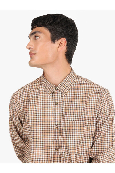 Regular fit, brown, long-sleeved, plaid men's shirt. - 1