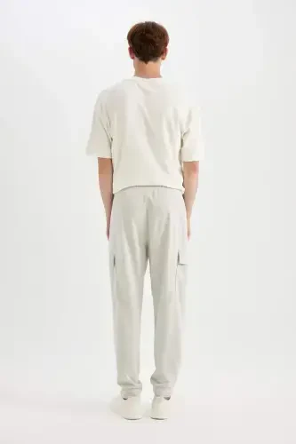 Regular Fit Cargo Pocket Sweatpants - DEFACTO (1)