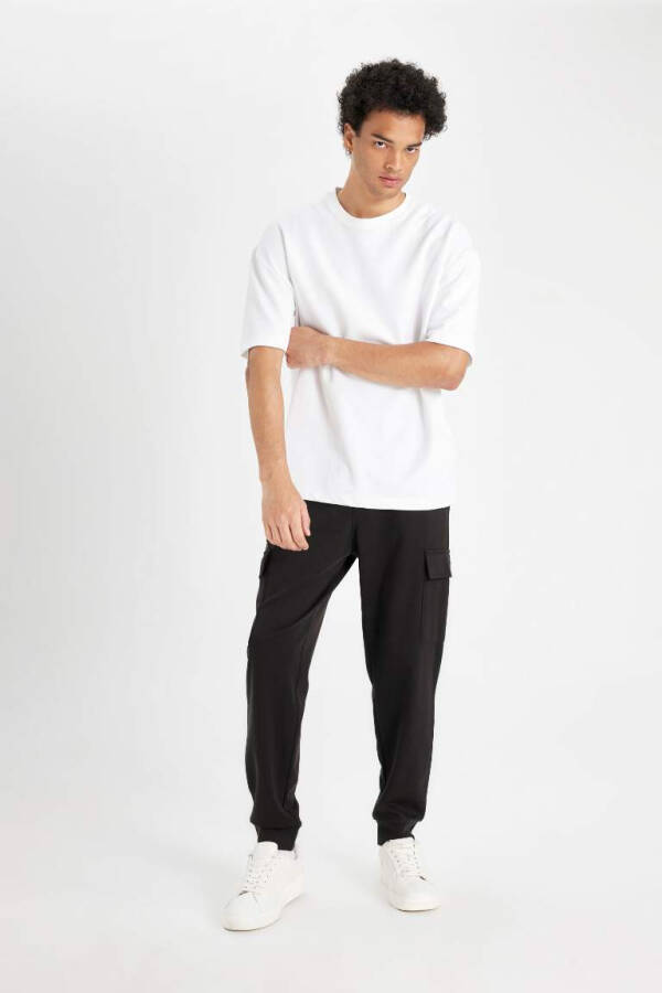 Regular Fit Cargo Pocket Sweatpants Black - 2