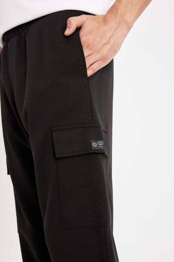 Regular Fit Cargo Pocket Sweatpants Black - 5