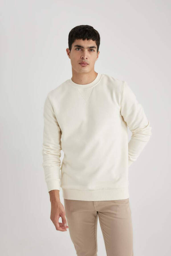 Regular Fit Crew Neck Basic Cotton Sweatshirt Ecru - 1