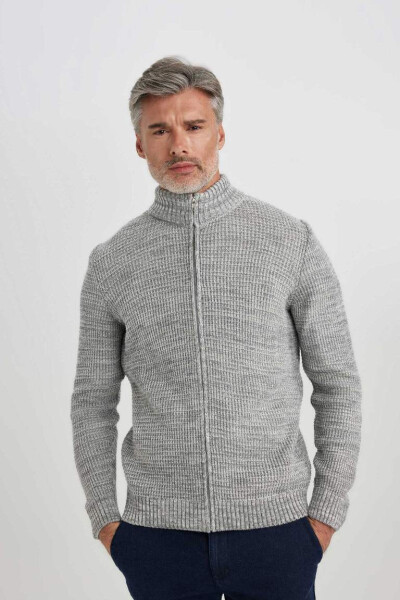 Regular Fit Crew Neck Half Zip Knit Sweater in Heather Grey - 4