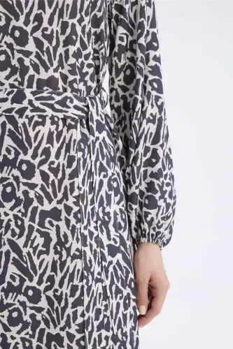 Regular Fit Crew Neck Patterned Belted Long Sleeve Maxi Dress-Navy Blue - 3