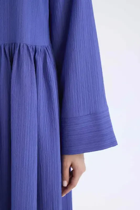 Regular Fit Crew Neck Textured Long Sleeve Maxi Dress-Sapphire - 7