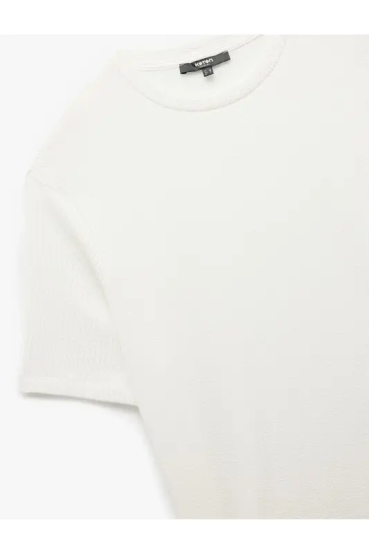 Regular Fit Футболка с коротким рукавом и круглым вырезом - 5