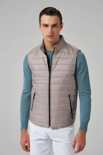 Regular Fit Gray Stand-Up Collar Fiber Filled Seasonal Zippered Padded Vest Jacket-Gray - 2