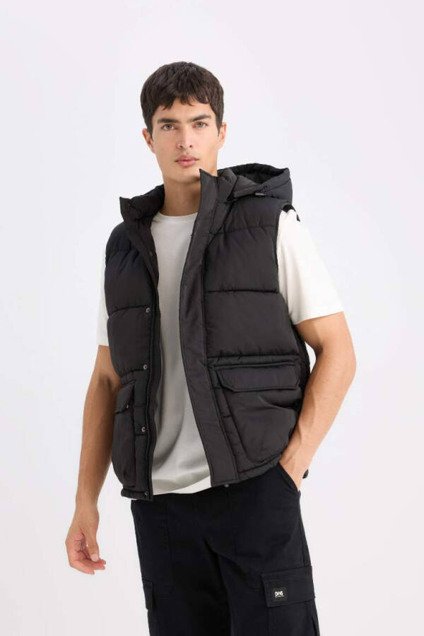 Regular Fit Hooded Zippered Pocket Puffer Vest Black - 1