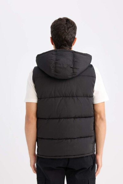 Regular Fit Hooded Zippered Pocket Puffer Vest Black - 8