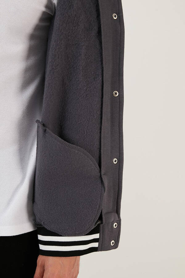 Antrasit Regular Fit İçi Yumuşak Tüylü Kolej Yaka Bomber Erkek Mont 628X8928-Antrasit - 20