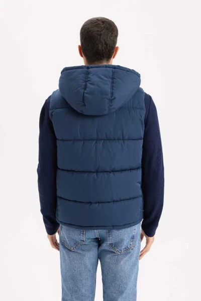 Regular Fit Kapüşonlu Fermuarlı Cepli Şişme Yelek-Lacivert - 8