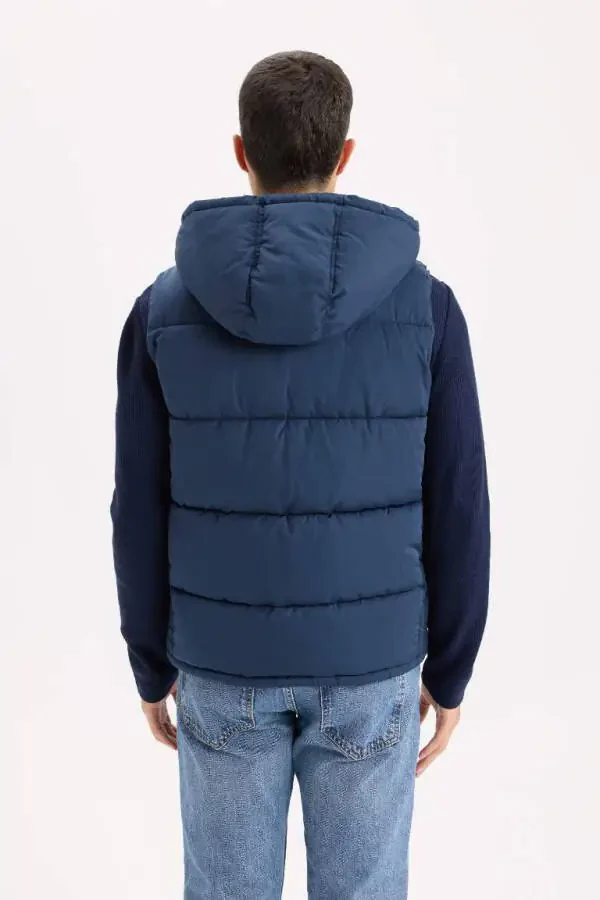Regular Fit Kapüşonlu Fermuarlı Cepli Şişme Yelek-Lacivert - 8