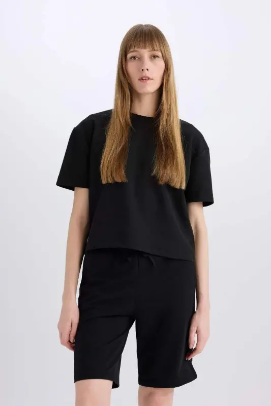 Regular Fit Normal Bel Düz Paça İnce Basic Düz Bermuda Şort-Siyah - 5