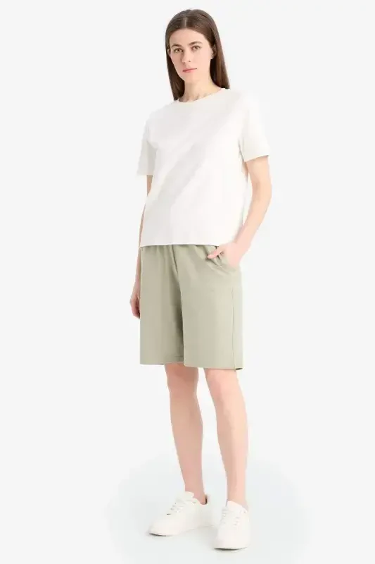 Regular Fit Normal Waist Straight Leg Bermuda Shorts Green - 2