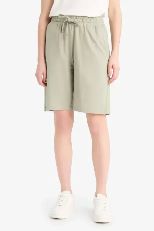 Regular Fit Normal Waist Straight Leg Bermuda Shorts Green - 4