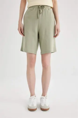 Regular Fit Normal Waist Straight Leg Bermuda Shorts Green - 1