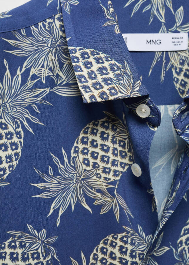 Regular fit pineapple printed shirt - 4